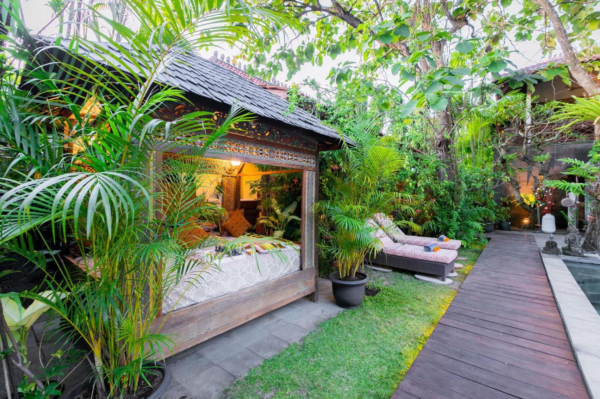 Villa Kampung Kecil Boutique Hotel Sanur Exteriör bild